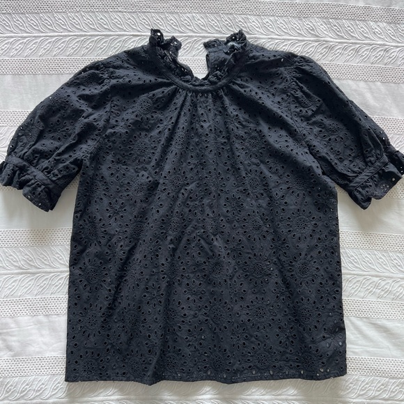 Madewell Tops - Madewell Eyelet Black Top